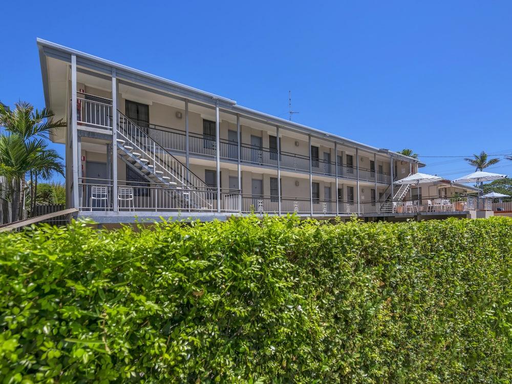 Camden Motor Inn Mermaid Beach Екстериор снимка