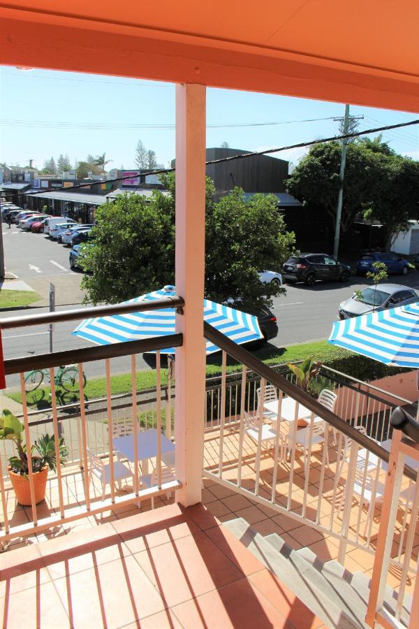 Camden Motor Inn Mermaid Beach Екстериор снимка